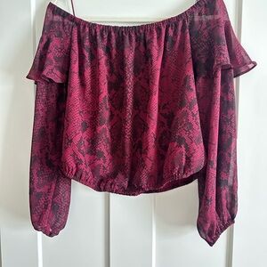Guess Off-Shoulder Snake Print Top